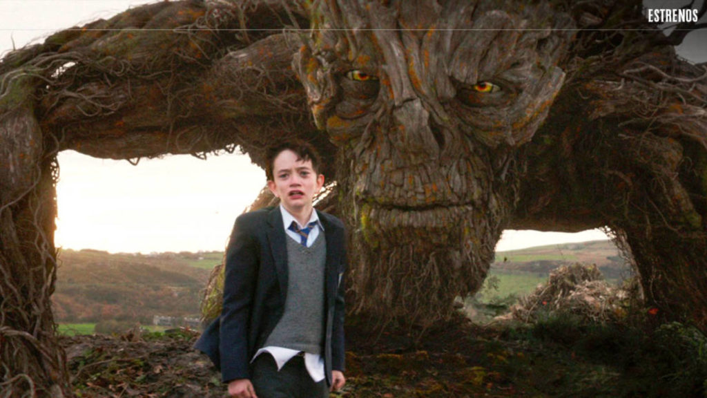 un monstruo viene a verme